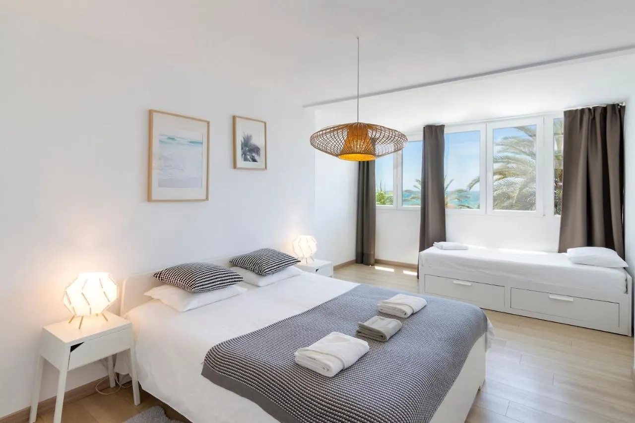 Marbella Beach And Sea View Apartment